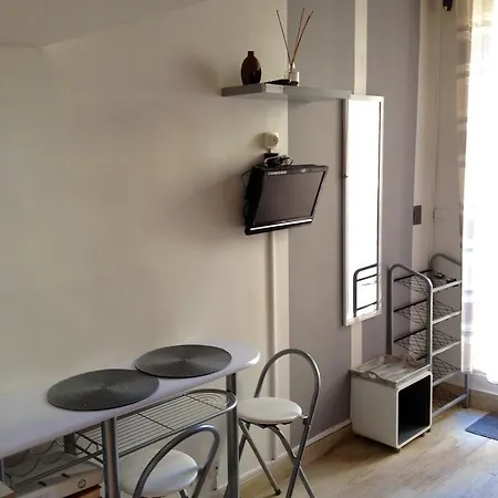 Apartman Studio Roman *
